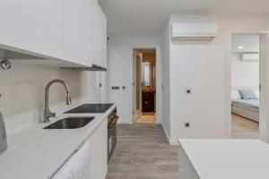 Η κουζίνα ή μικρή κουζίνα στο Guest house +15 φωτογραφίες