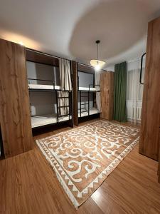 Afbeelding uit fotogalerij van Hostel Saruu in Bisjkek