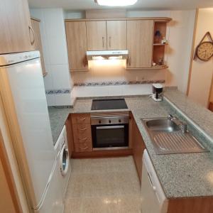 Kuchyň nebo kuchyňský kout v ubytování Apartamento 2 habitaciones playa de Canet de Berenguer