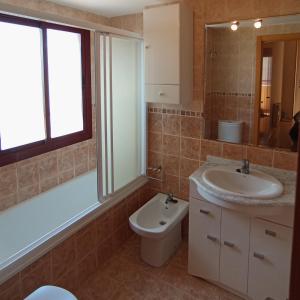 Koupelna v ubytování Apartamento 2 habitaciones playa de Canet de Berenguer