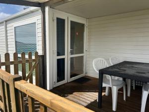 Balkón nebo terasa v ubytování GRAIN DE SABLE - Mobil Home climatisé 5 pers - vue mer - Le Portel