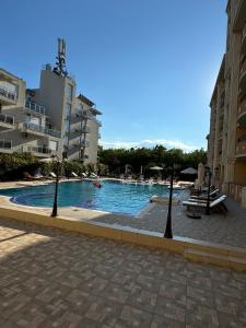 Billede fra billedgalleriet på Апартамент за гости Сънрайз Флора бийч резорт i Pomorie