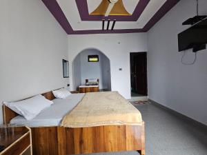 TV/trung tâm giải trí tại Nature view homestay Birthi Waterfall