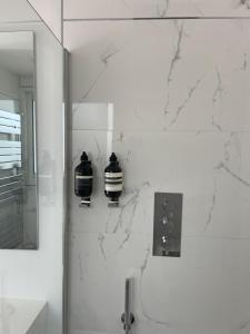 Ένα μπάνιο στο K-Sea Villa Boutique De Luxe à Cassis +36 φωτογραφίες