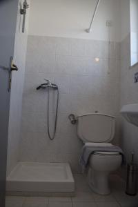 Kúpeľňa v ubytovaní Lefteris Apartments in Ialysos Rhodes