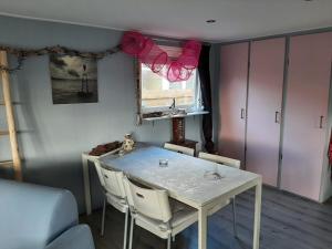 Φωτογραφία από το άλμπουμ του Chalet Boot style στο Λεουβάρντεν