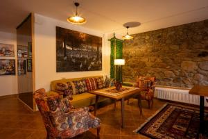 Zona de estar de Mood Hotel Kazbegi