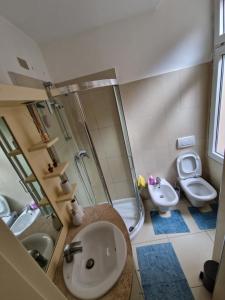 Koupelna v ubytování Maisons de Aoste