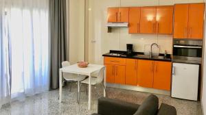A kitchen or kitchenette at Bahia Colon