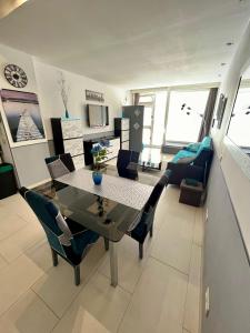 Kuchyň nebo kuchyňský kout v ubytování Duplex Juan les Pins proche plage + 23 fotografií