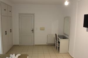 Kuchyň nebo kuchyňský kout v ubytování Hôtel Medina