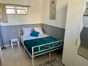 Postel nebo postele na pokoji v ubytování Duplex Juan les Pins proche plage