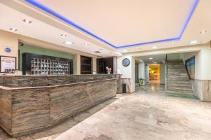 Foto sihtkohas Laganas asuva majutusasutuse Esperia Hotel galeriist