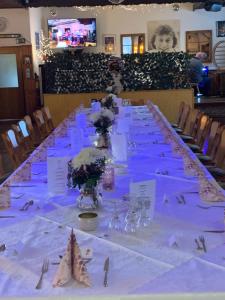 Εστιατόριο ή άλλο μέρος για φαγητό στο Hotel & Restaurant Zum Deutschen Haus
