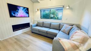 TV a/nebo společenská místnost v ubytování BIG4 Tasman Holiday Parks - Bright
