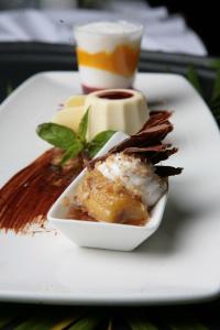 Gambar di galeri bagi Cardiff Hotel and Spa di Runaway Bay