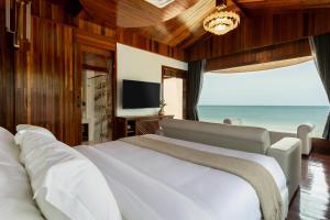 TV/Unterhaltungsangebot in der Unterkunft Hotel Villa AoKhanom Beachfront