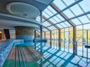 Bazén v ubytování Spa hotel Lanterna nebo v jeho okolí