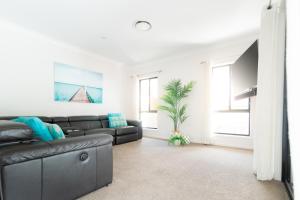 Fotografie z fotogalerie ubytování Luxury Spacious 5 Bedroom Family Modern Villa Sleeps 10 v destinaci Waterford