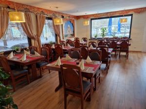 Restaurace v ubytování Hotel PB
