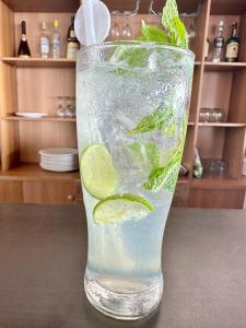 Nápoje v ubytování Balangan Surf Resort