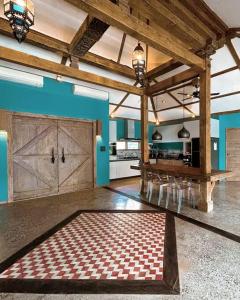 Fotografie z fotogalerie ubytování Villa Harimau-Original Joglo style 3B with pool v destinaci Gili Trawangan