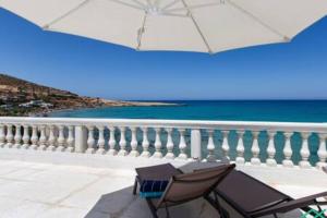 Galeriebild der Unterkunft Dar Barsha: Beach front white sand and happiness in Rafrāf