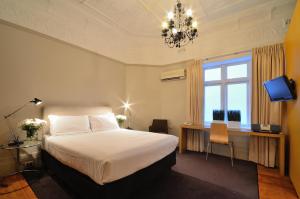 TV a/nebo společenská místnost v ubytování Dive Hotel