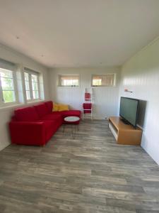 Et tv og/eller underholdning på Bredbuktnes