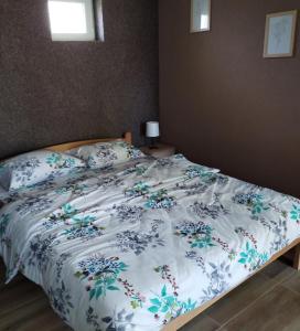Postel nebo postele na pokoji v ubytování HiT apartmani Pačir