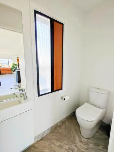 Bagno di Better than Home - NEW Lake View