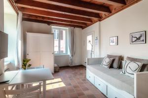 Posezení v ubytování Pardo Apartments by Quokka 360 - Locarno old town
