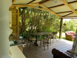 Gallery image of The Quarry Caravan in Falmouth