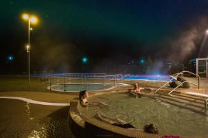 Bassein majutusasutuses Fljótsbakki Hotel või selle lähedal