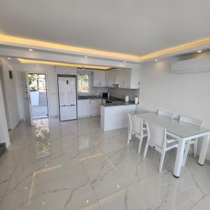 Afbeelding uit fotogalerij van Villa in Milas +4 foto's