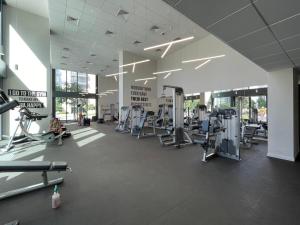 Фітнес-центр і / або тренажери в GuestReady - Magnificent heart of Downtown