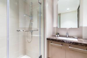 Ванна кімната в GuestReady - Magnificent heart of Downtown