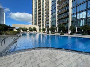 Басейн в GuestReady - Magnificent heart of Downtown або поблизу