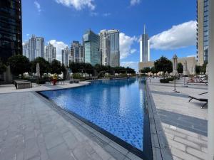 Басейн в GuestReady - Magnificent heart of Downtown або поблизу