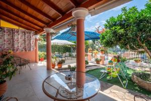 Vườn quanh Ocean View Oasis - Palaiokastritsa