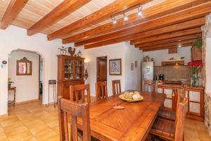 Kuchyňa alebo kuchynka v ubytovaní Villa Cal Beato by Sealand Villas