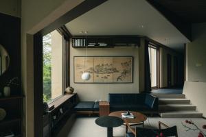 AKNOT hakone 大涌谷を望むモダニズム建築 東京から90分にあるシーティングエリア