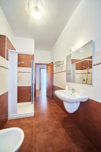 Koupelna v ubytování Tidu's home B&B