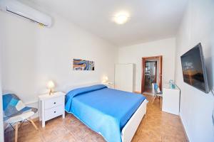 TV a/nebo společenská místnost v ubytování Tidu's home B&B