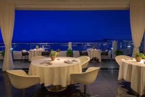Ресторан / где поесть в Elysium Resort & Spa