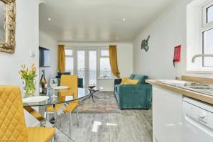 Köök või kööginurk majutusasutuses Osbourne at the Aqua +31 fotot