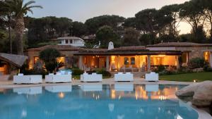 The swimming pool at or close to VILLA PADULELLA 8&2, Emma Villas