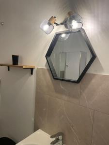 Gallery image of T1 - parking - 4min de l'intramuros - linge inclus in Vannes