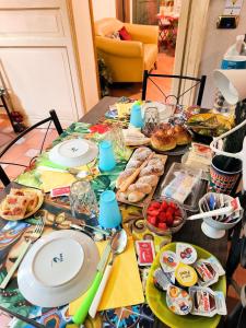 Jedlo v ubytovaní bed & breakfast alebo blízkom okolí