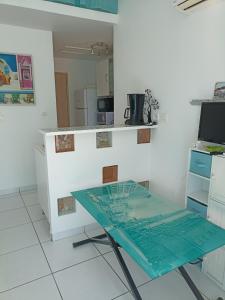 Kuchyň nebo kuchyňský kout v ubytování Maisonnette 37 m2 Wi-Fi, PKG, Clim